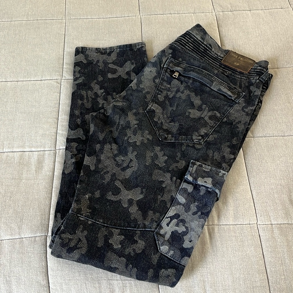 NWOT true religion mens jeans